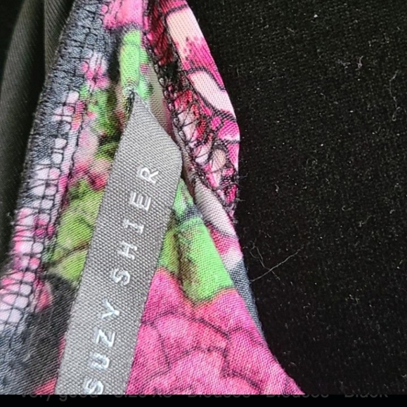 Suzy Shier Top - Picture 3 of 3